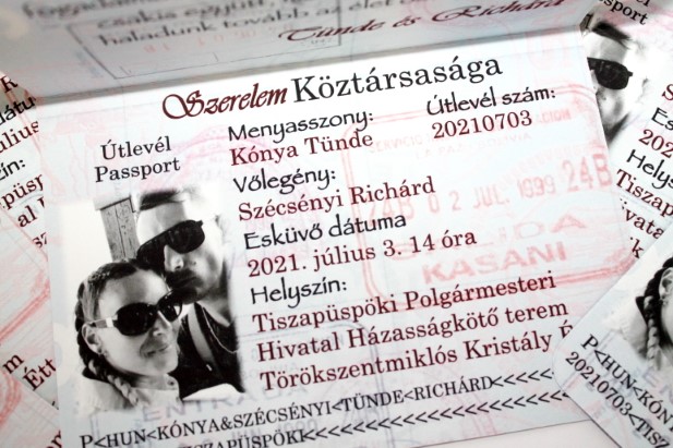 ötletes esküvői meghívó útlevél formátumban 01-bent